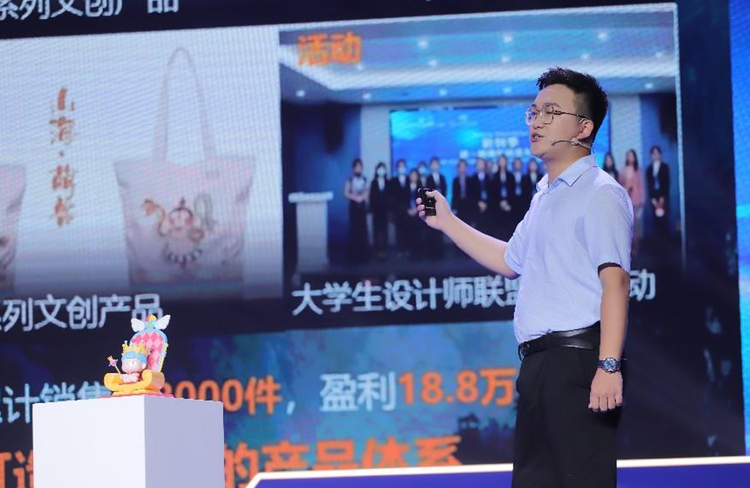 携手校友企业 新球体育文创中心推动校园文化建设提质增效